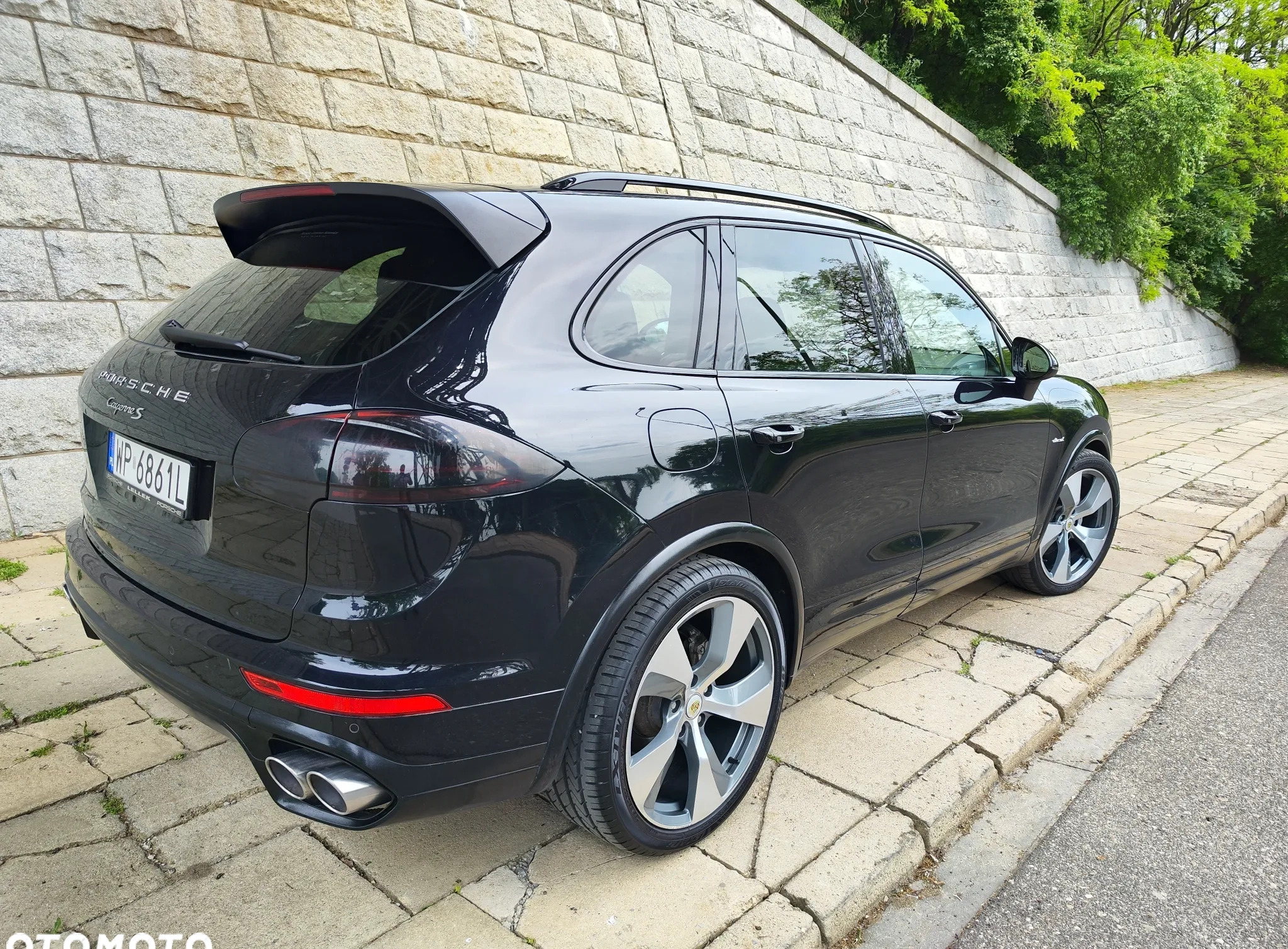 Porsche Cayenne cena 157999 przebieg: 225000, rok produkcji 2015 z Płock małe 172